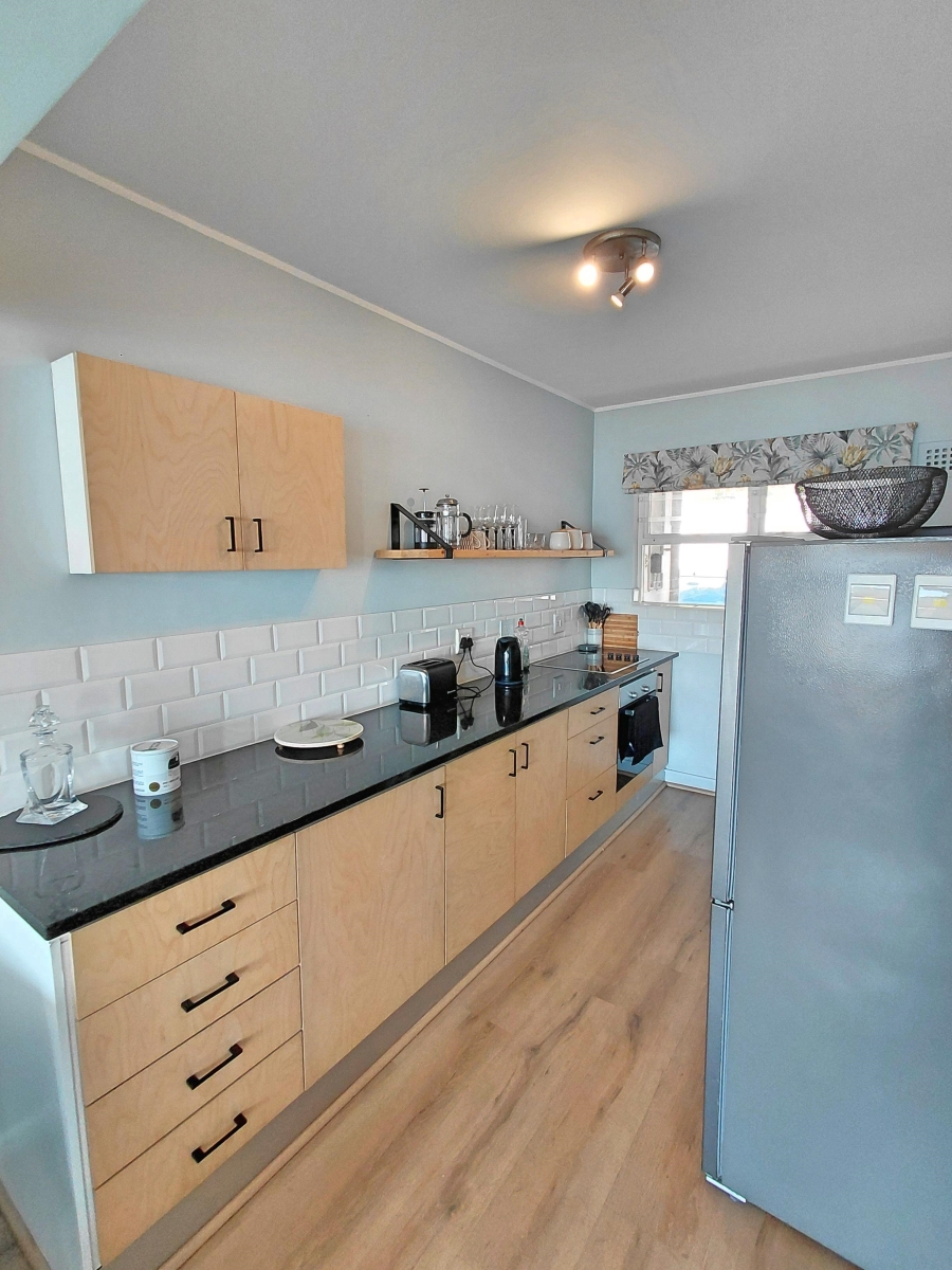 2 Bedroom Property for Sale in Simons Town Western Cape